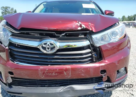 2015 Toyota Highlander Xle V6 z USA, uszkodzony, nr VIN 5TDJKRFHXFS187477